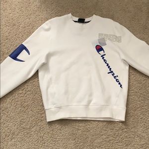 Champion Sweatshirt